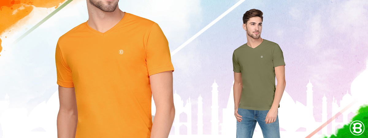 Wear Solid Tees for a Mature Look